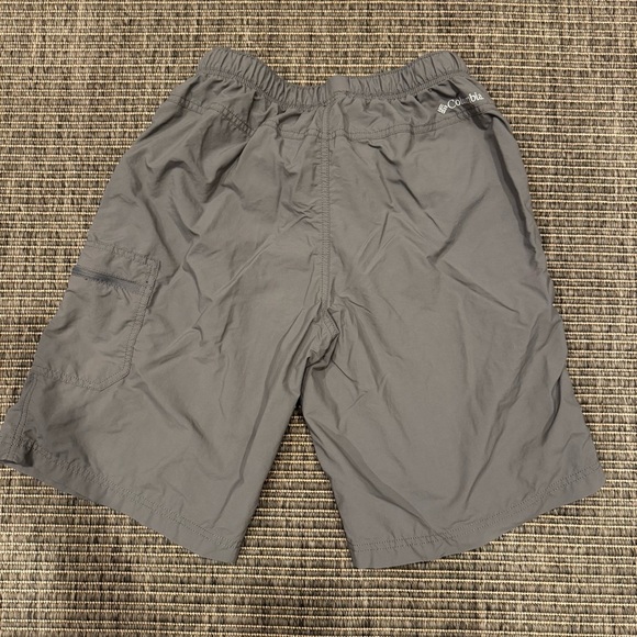 Columbia Gray Athletic Shorts - Picture 4 of 5
